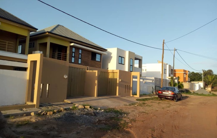 16 villas neuves 4ch. sur 300m2 en vente à agoè-lomé